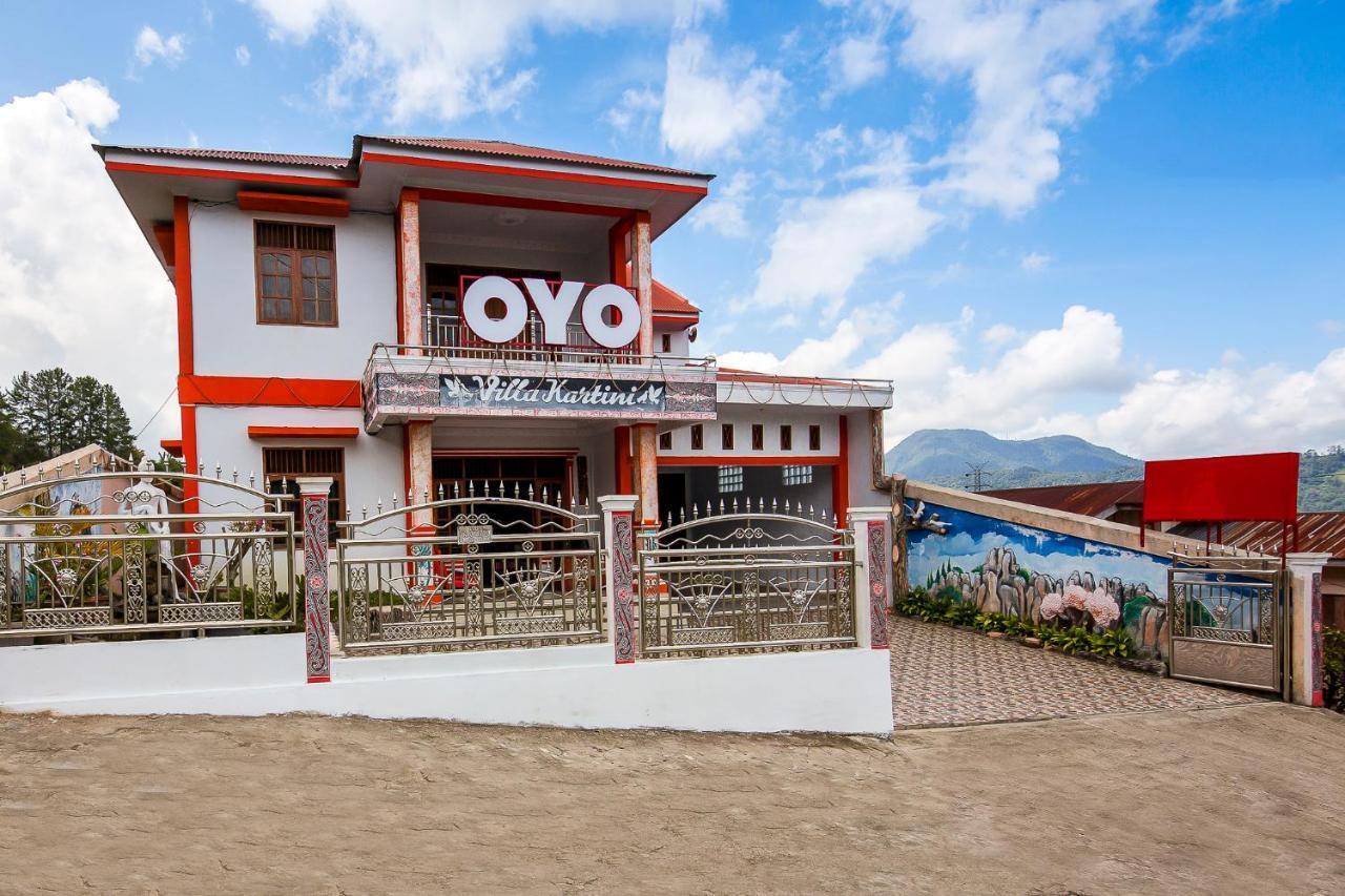 Oyo 1520 Hotel Kartini Tarutung Εξωτερικό φωτογραφία